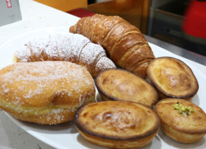 Cornetti,pasticciotti e krapfen